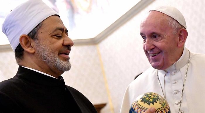 Papa Francesco con Ahmad Muhammad Al-Tayyib